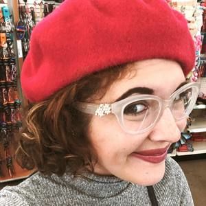 Meet your Posher, Claire